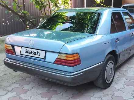 Mercedes-Benz E 230 1988 года за 1 300 000 тг. в Тараз – фото 4