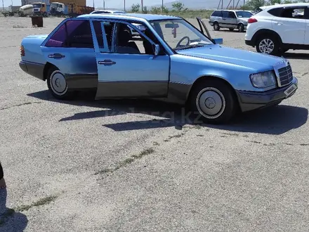 Mercedes-Benz E 230 1988 года за 1 300 000 тг. в Тараз – фото 6