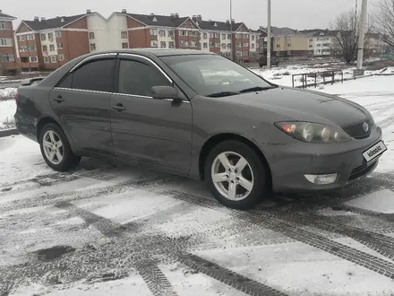 Toyota Camry 2005 года за 5 200 000 тг. в Актобе – фото 3