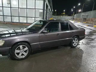 Mercedes-Benz E-Class, 1994