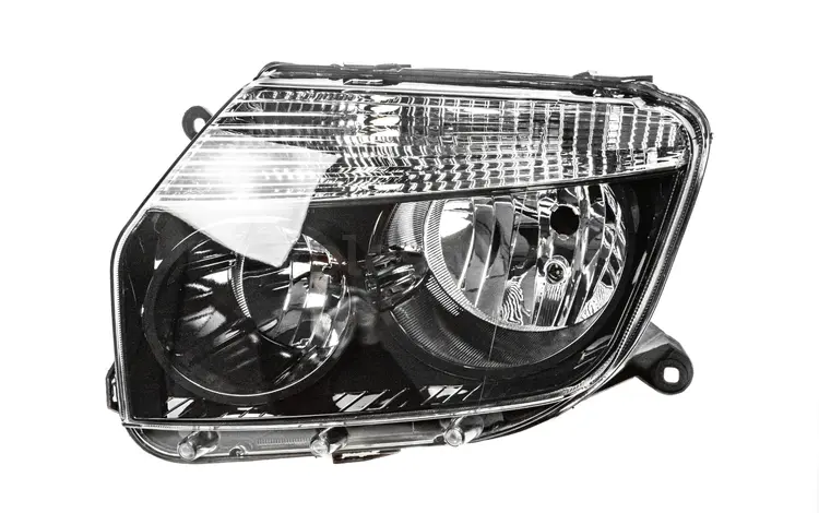 Фара RENAULT DUSTER 10-15 за 35 000 тг. в Астана