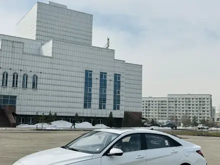 Hyundai Elantra 2024 годаүшін9 900 000 тг. в Алматы – фото 4