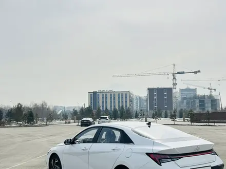 Hyundai Elantra 2024 годаүшін9 900 000 тг. в Алматы – фото 6