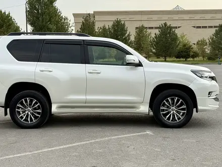 Toyota Land Cruiser Prado 2018 года за 22 100 000 тг. в Шымкент – фото 4