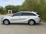 Kia Cee'd 2022 года за 7 700 000 тг. в Актобе – фото 2
