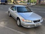 Toyota Camry 2000 годаүшін3 300 000 тг. в Астана – фото 2