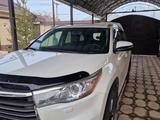 Toyota Highlander 2015 года за 14 700 000 тг. в Алматы