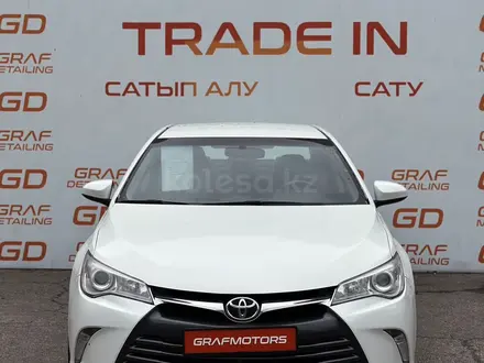 Toyota Camry 2016 года за 9 600 000 тг. в Алматы – фото 2