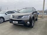 Toyota RAV4 2014 годаүшін7 200 000 тг. в Атырау