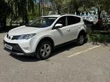 Toyota RAV4 2015 года за 8 500 000 тг. в Актобе