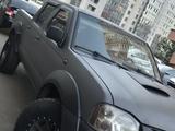 Nissan NP300 2009 года за 5 000 000 тг. в Астана