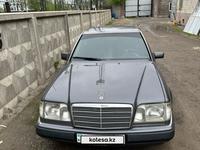 Mercedes-Benz E 280 1993 годаүшін3 000 000 тг. в Алматы