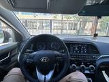 Hyundai Elantra 2019 годаүшін5 800 000 тг. в Атырау – фото 5