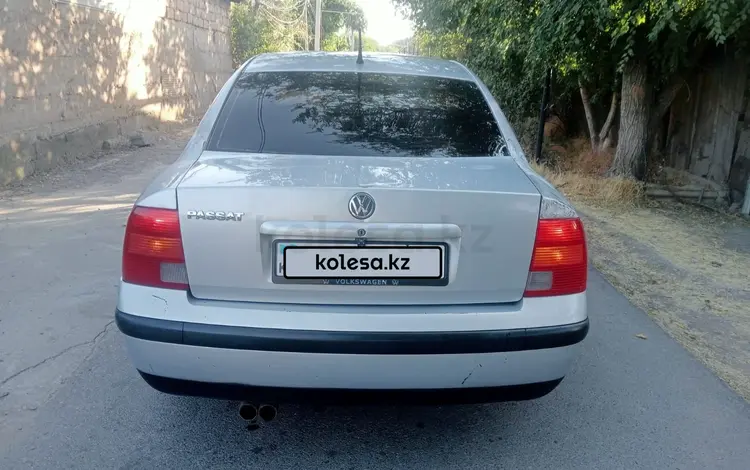 Volkswagen Passat 1997 годаүшін1 500 000 тг. в Шымкент