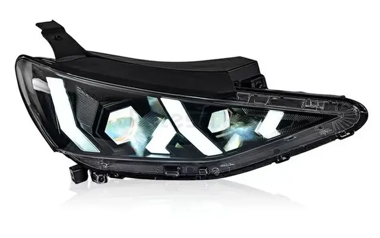 Фара Hyundai Lafesta за 230 000 тг. в Алматы
