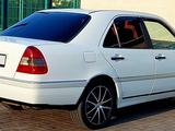 Mercedes-Benz C 200 1994 годаүшін2 400 000 тг. в Астана – фото 5