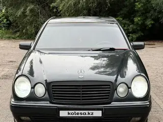 Mercedes-Benz E 280