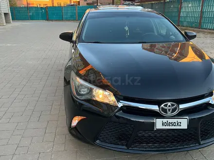 Toyota Camry 2015 года за 6 700 000 тг. в Актобе