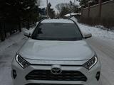 Toyota RAV4 2021 годаүшін15 900 000 тг. в Астана – фото 3