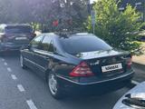 Mercedes-Benz C 200 2001 годаfor2 900 000 тг. в Алматы – фото 3