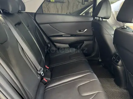 Hyundai Elantra 2023 года за 9 490 000 тг. в Алматы – фото 13