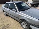 Volkswagen Vento 1994 года за 1 200 000 тг. в Балхаш – фото 3