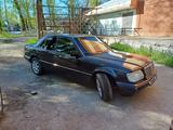 Mercedes-Benz E 220 1993 года за 2 500 000 тг. в Алматы – фото 3