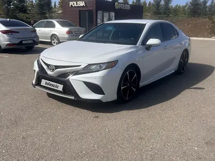 Toyota Camry 2017 года за 10 300 000 тг. в Тараз