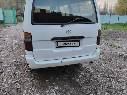 Toyota Hiace 1997 года за 1 700 000 тг. в Есик – фото 7