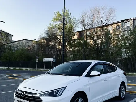 Hyundai Elantra 2020 года за 5 999 990 тг. в Шымкент – фото 3