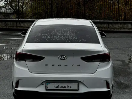 Hyundai Sonata 2017 года за 8 000 000 тг. в Шымкент – фото 5