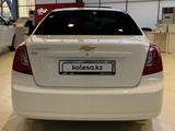 Chevrolet Lacetti CDX 2023 годаfor8 090 000 тг. в Астана – фото 4
