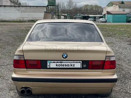 BMW 525 1995 года за 2 650 000 тг. в Талдыкорган – фото 4