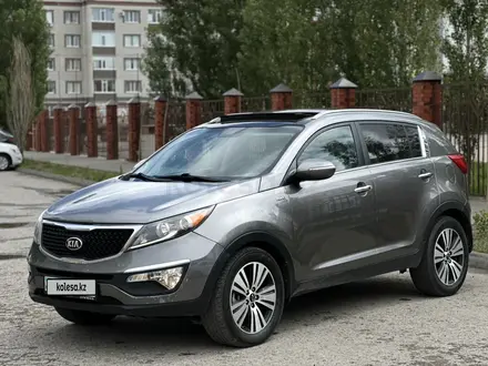 Kia Sportage 2015 года за 7 500 000 тг. в Актобе – фото 2