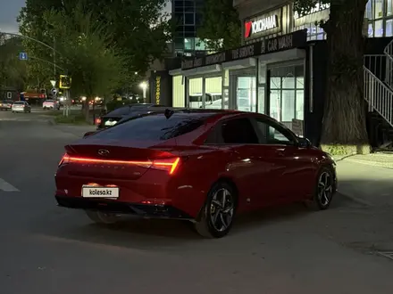 Hyundai Elantra 2022 года за 10 000 000 тг. в Шымкент – фото 14