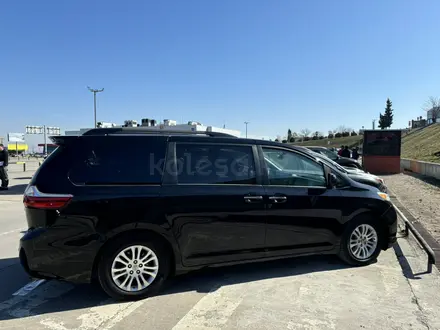 Toyota Sienna 2016 года за 8 888 888 тг. в Актау – фото 3