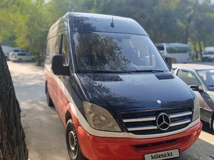 Mercedes-Benz Sprinter 2008 года за 7 700 000 тг. в Алматы – фото 12