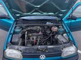 Volkswagen Golf 1993 годаfor1 700 000 тг. в Караганда – фото 2
