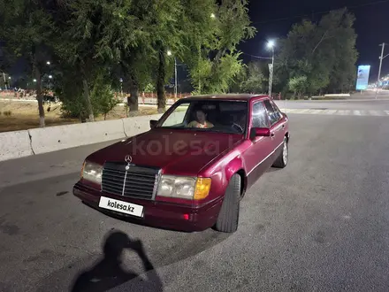 Mercedes-Benz E 230 1991 года за 1 500 000 тг. в Тараз