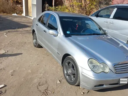 Mercedes-Benz C 240 2001 года за 3 000 000 тг. в Кокшетау – фото 7