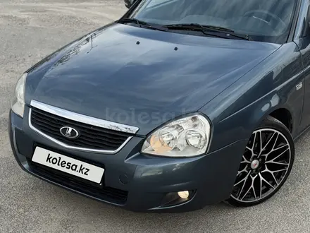 ВАЗ (Lada) Priora 2172 2014 года за 2 850 000 тг. в Шымкент – фото 4
