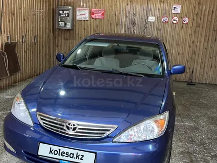 Toyota Camry 2003 года за 4 600 000 тг. в Астана – фото 2