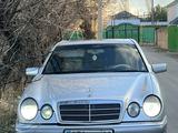 Mercedes-Benz E 320 1996 года за 3 300 000 тг. в Тараз