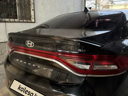 Hyundai Grandeur 2018 года за 10 500 000 тг. в Тараз – фото 4
