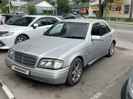 Mercedes-Benz C 280 1997 года за 2 600 000 тг. в Алматы – фото 3