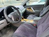 Toyota Camry 2007 годаүшін5 500 000 тг. в Актау – фото 3