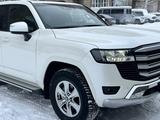 Toyota Land Cruiser 2023 годаfor47 000 000 тг. в Астана – фото 2