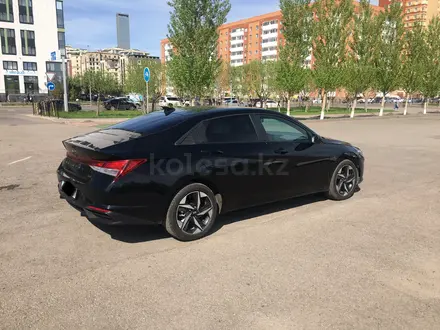 Hyundai Elantra 2022 годаүшін10 700 000 тг. в Астана – фото 2