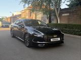 Hyundai Sonata 2021 годаүшін11 999 999 тг. в Алматы