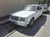 Mercedes-Benz E 220 1995 годаfor650 000 тг. в Шымкент – фото 2